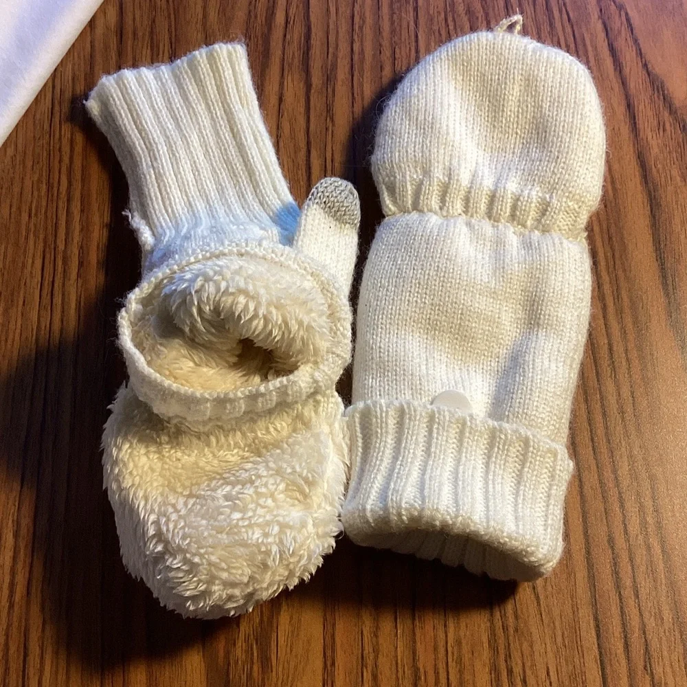 Cozy White Kids Mittens